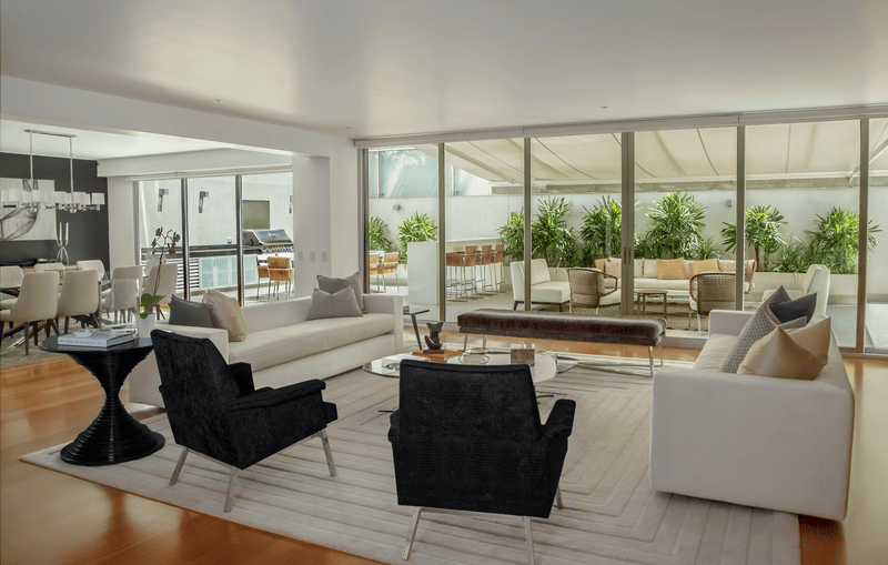 Clear View Alloy